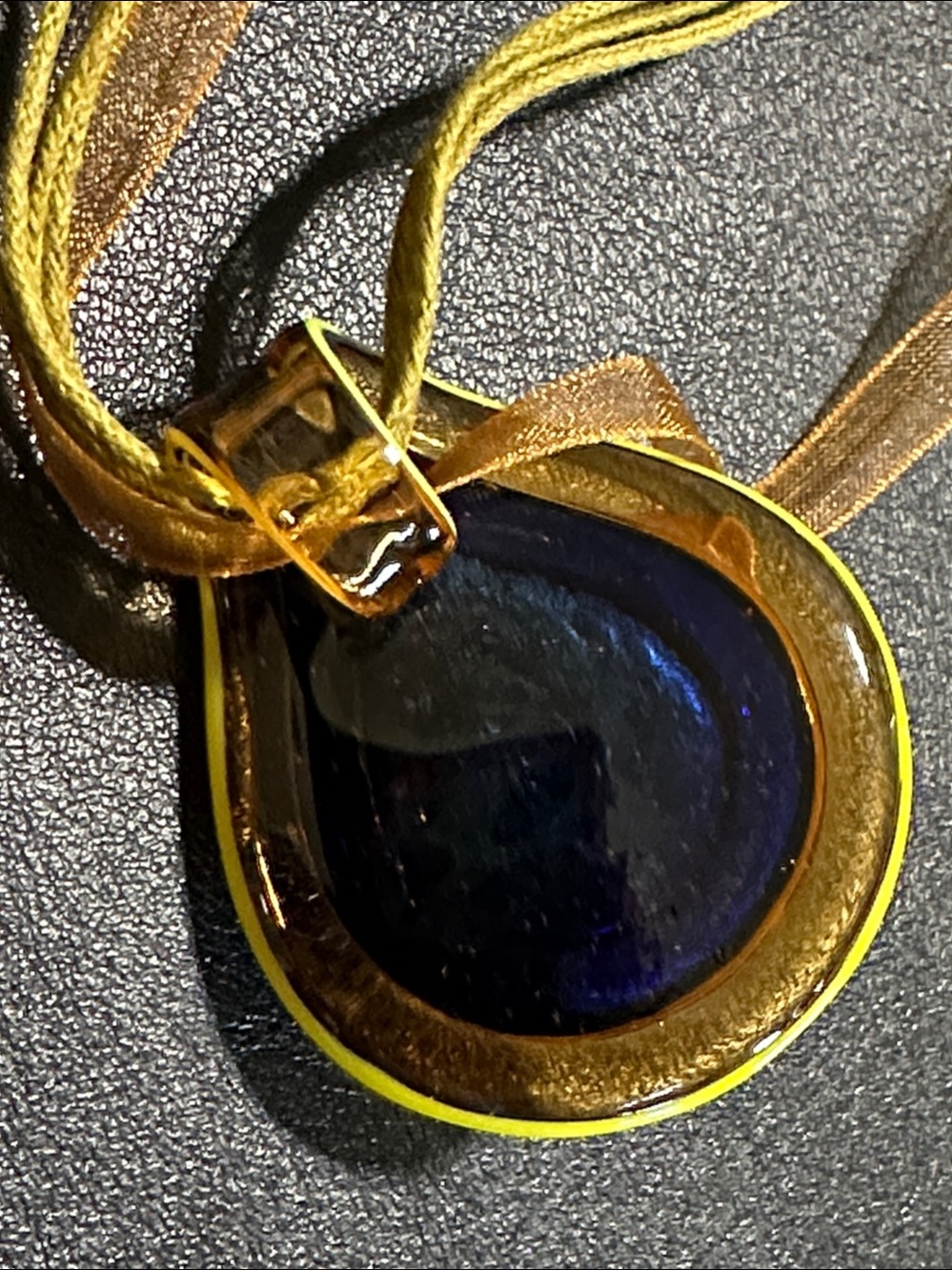 Vintage Art Deco Glass Teardrop Pendant Multi-Strand Corded Necklace - Picture 9 of 14